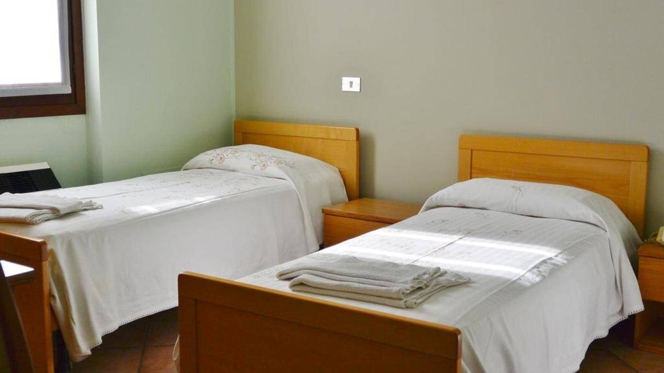 Albergo Escondido