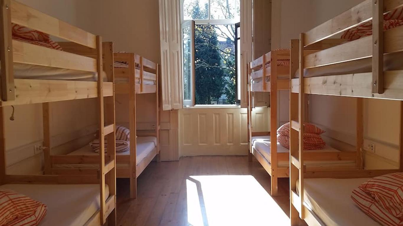O2 Hostel