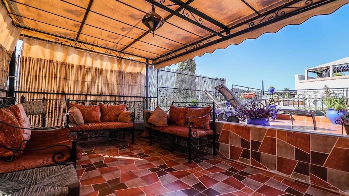 Riad For S