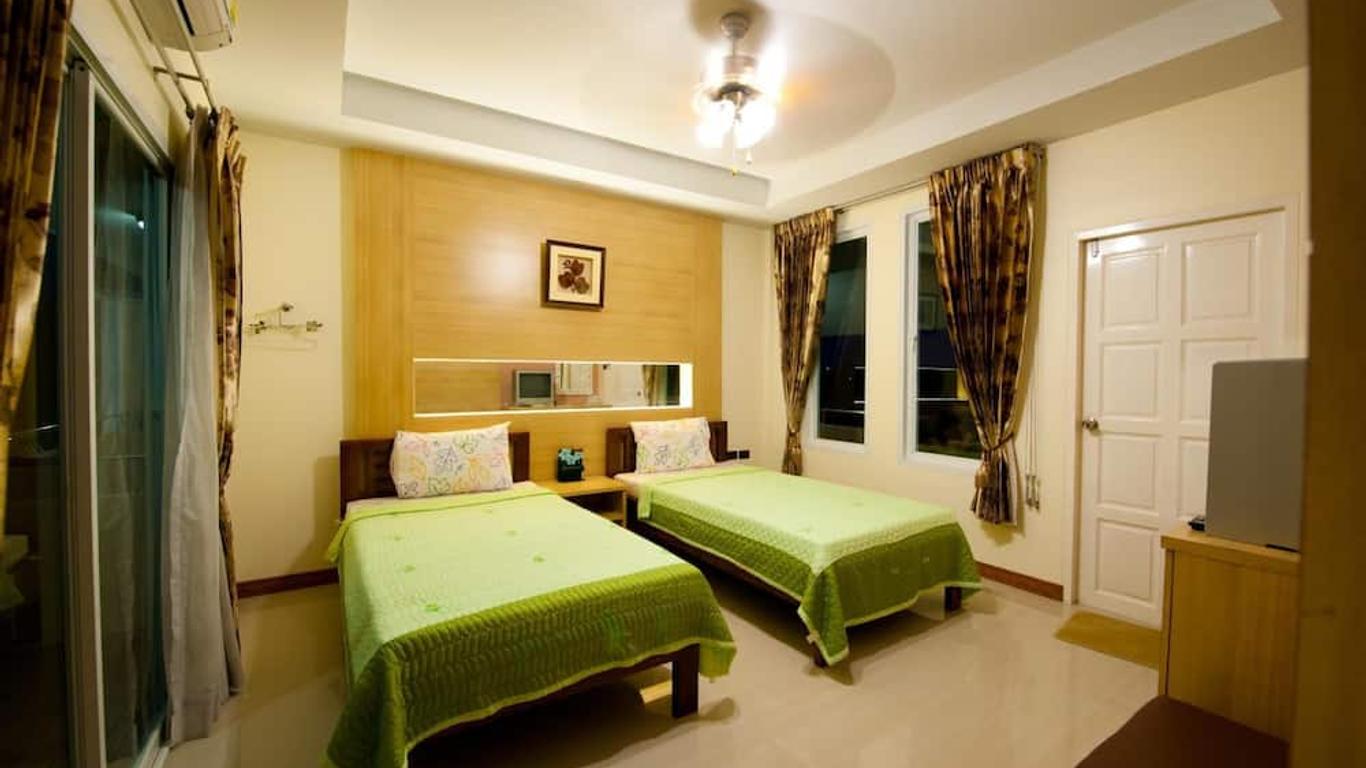 Baan Suan Resort Juree Punsuk