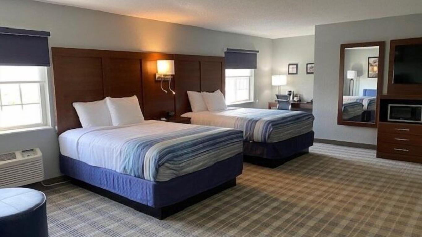 AmericInn by Wyndham Williamsburg