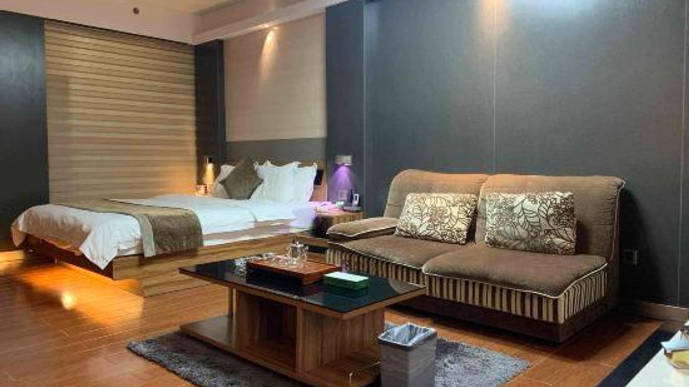 Lvzhou Boutique Hotel