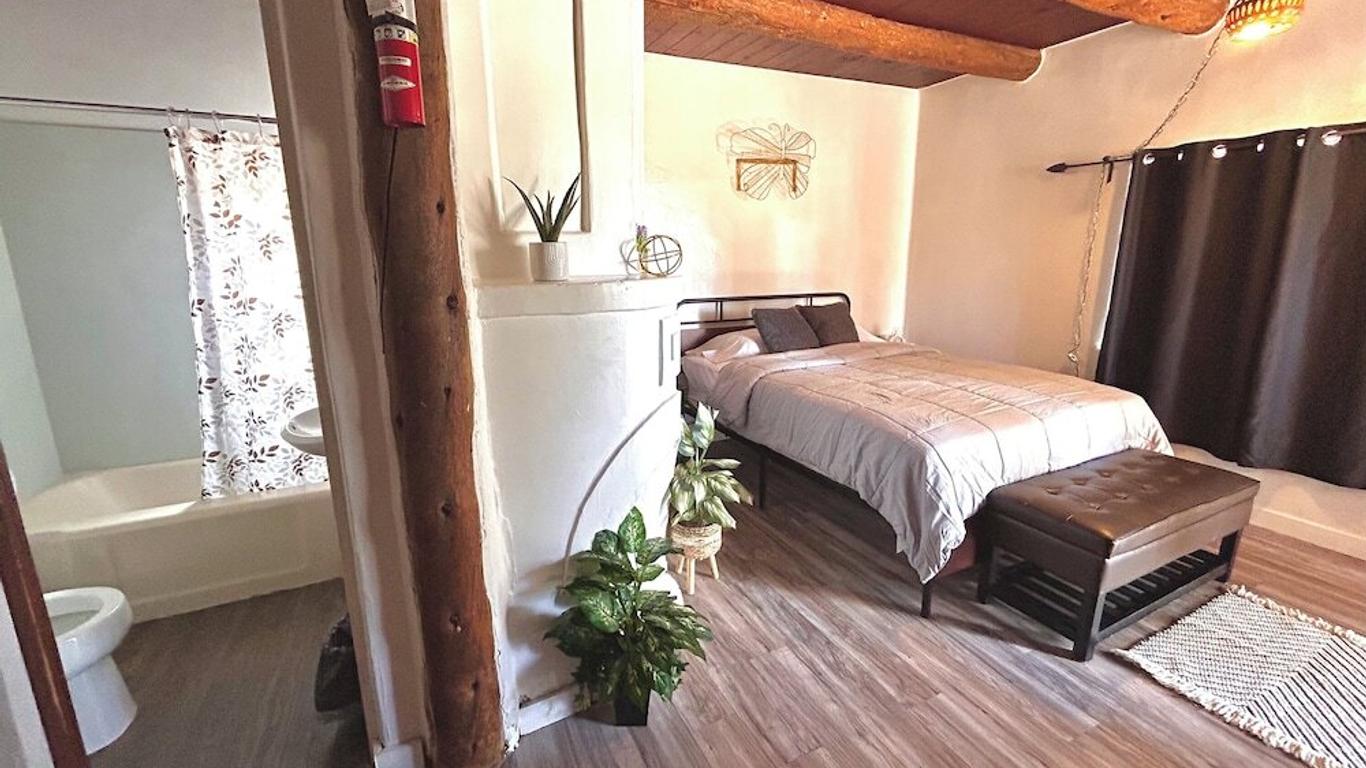 The El Colorado Lodge