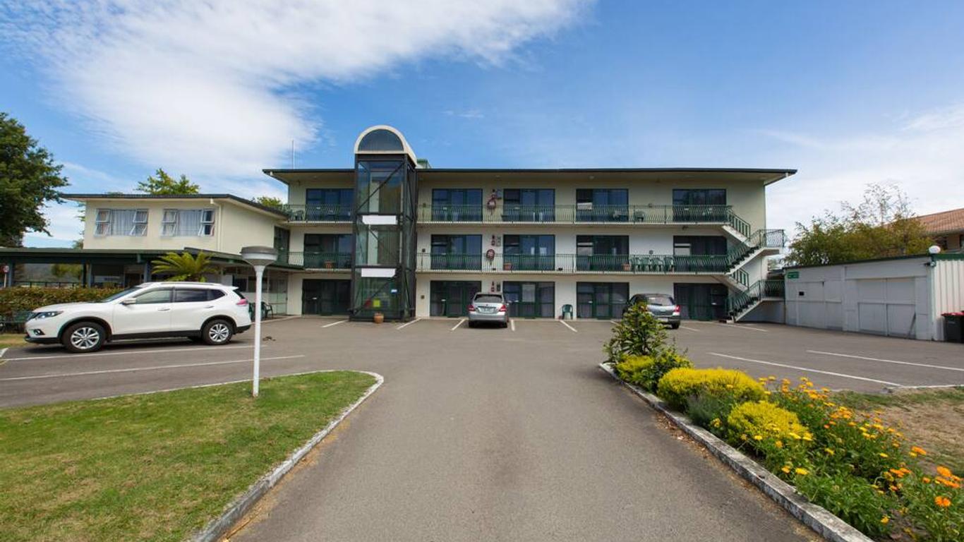 Gateway International Motel