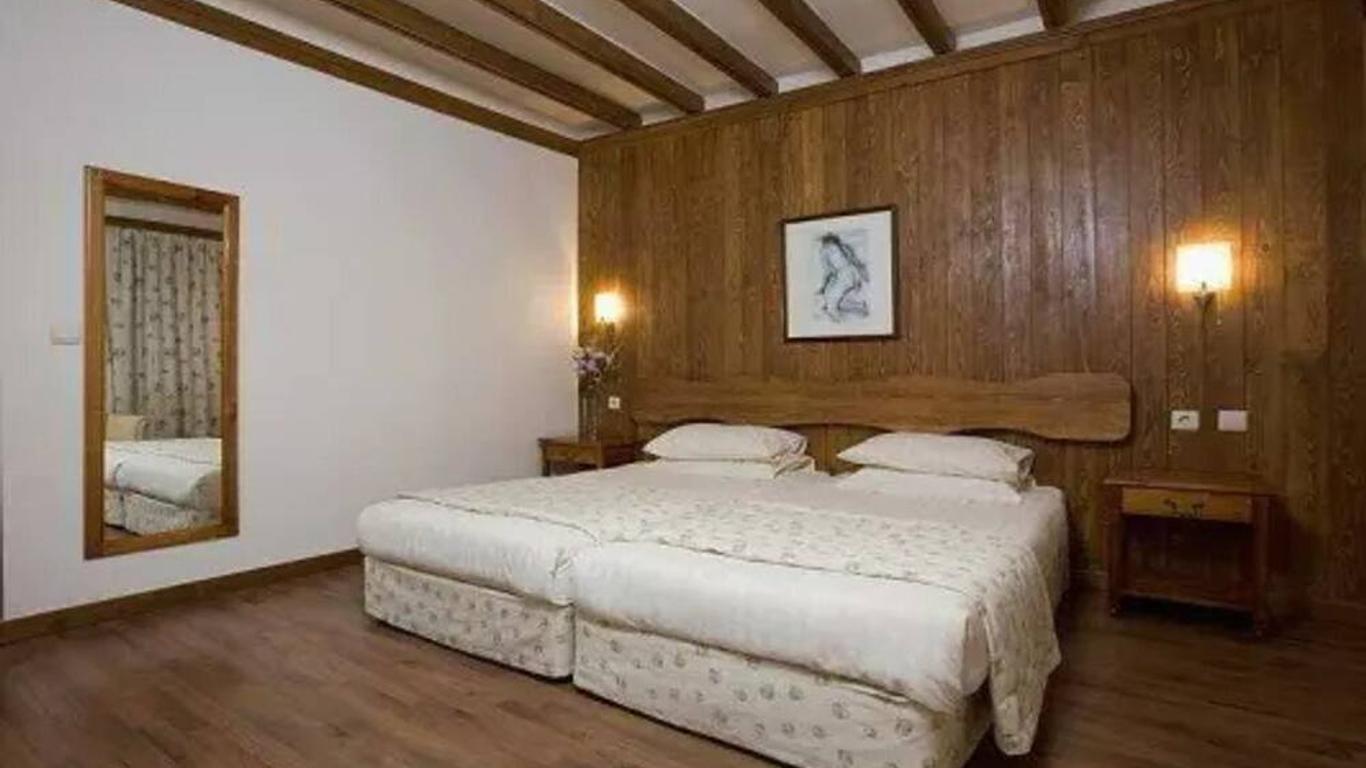 Razlog Hotel