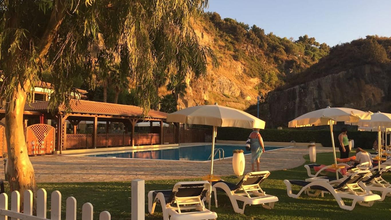 Hotel Arcomagno Club Village