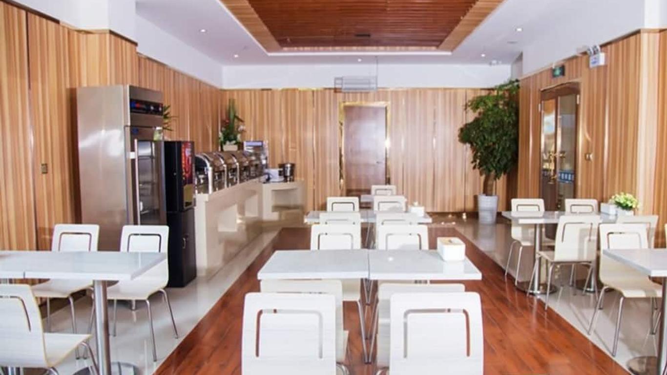 GreenTree Inn Jiangsu Yancheng Dongtai shiyan town Express Hotel