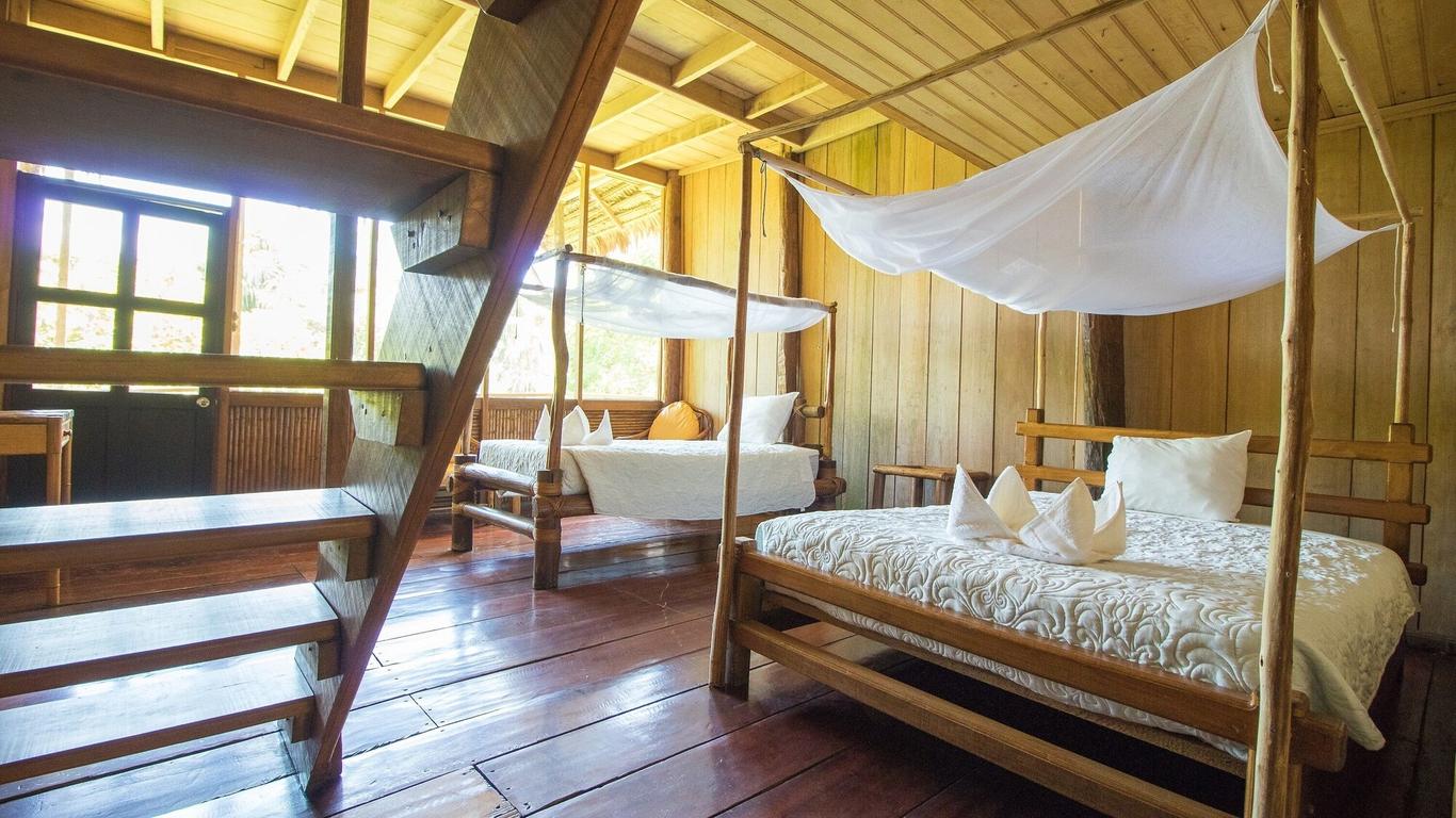 Pacaya Samiria Amazon Lodge