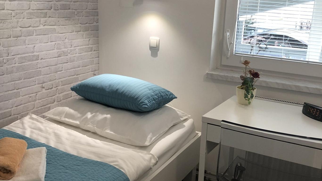 Isabella Rooms