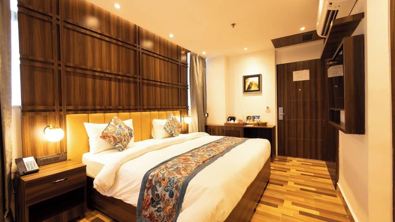 Hyphen Business Hotel