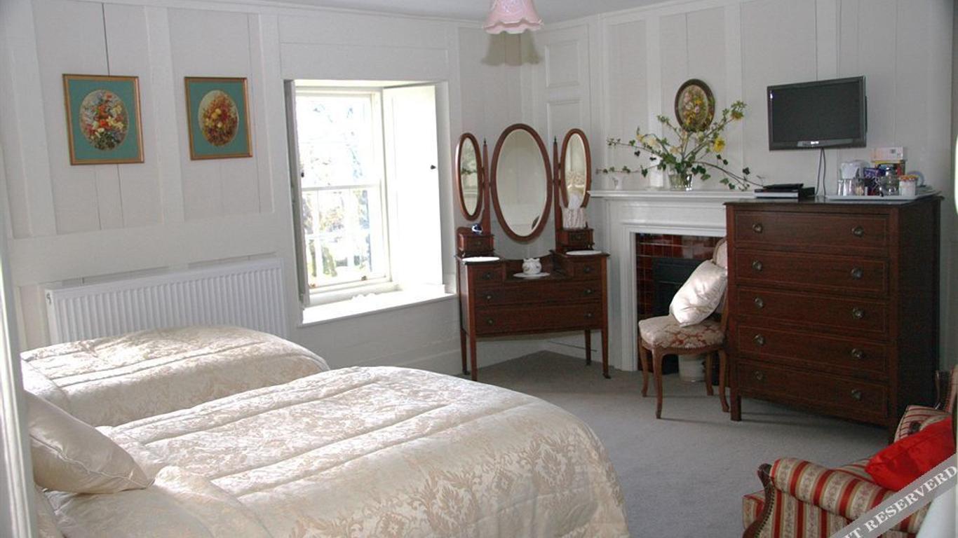 Tor Royal Bed & Breakfast