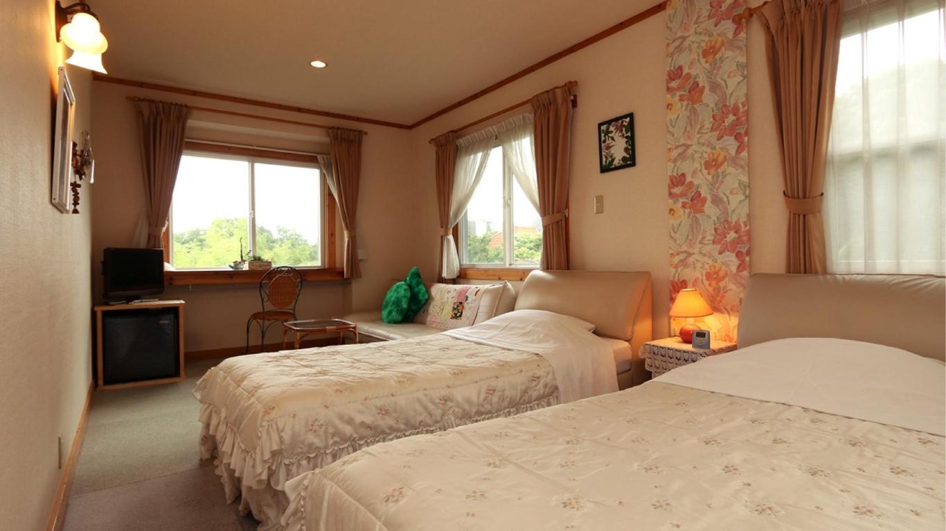 Petit Hotel Hanaikada
