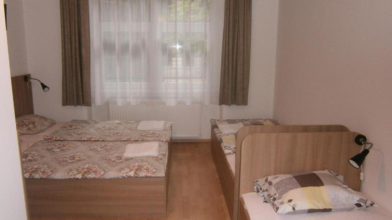 Elvis Guesthouse