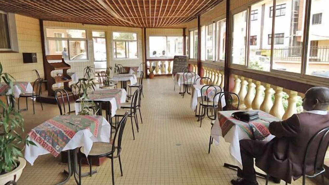 Girafe Hotel