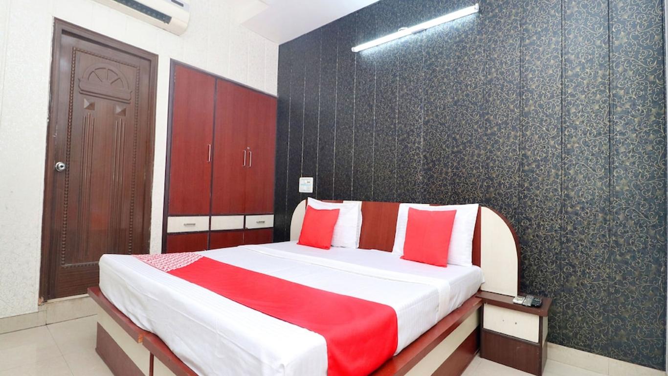 OYO Hotel Celebration