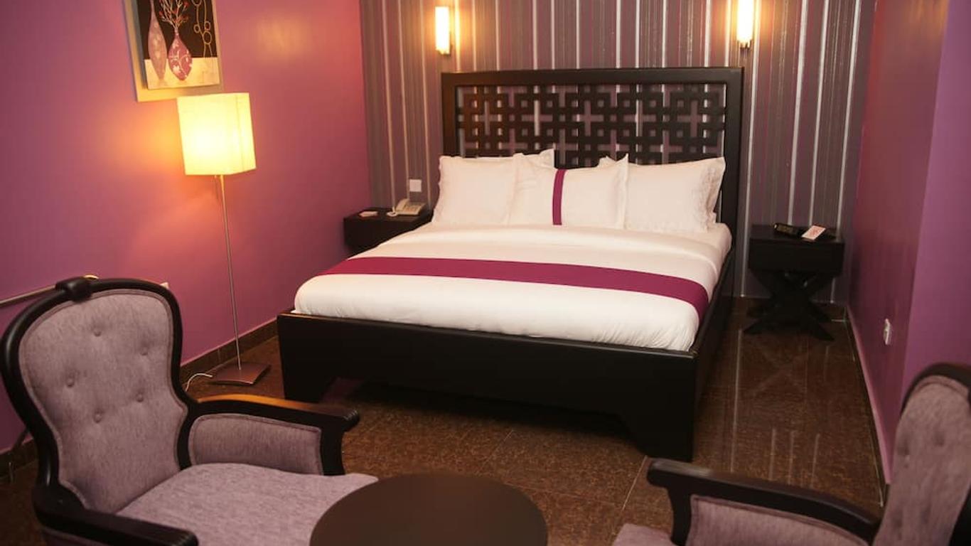Ellis Suite