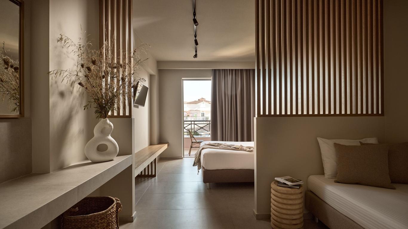 Alamis Hotel & Apartments