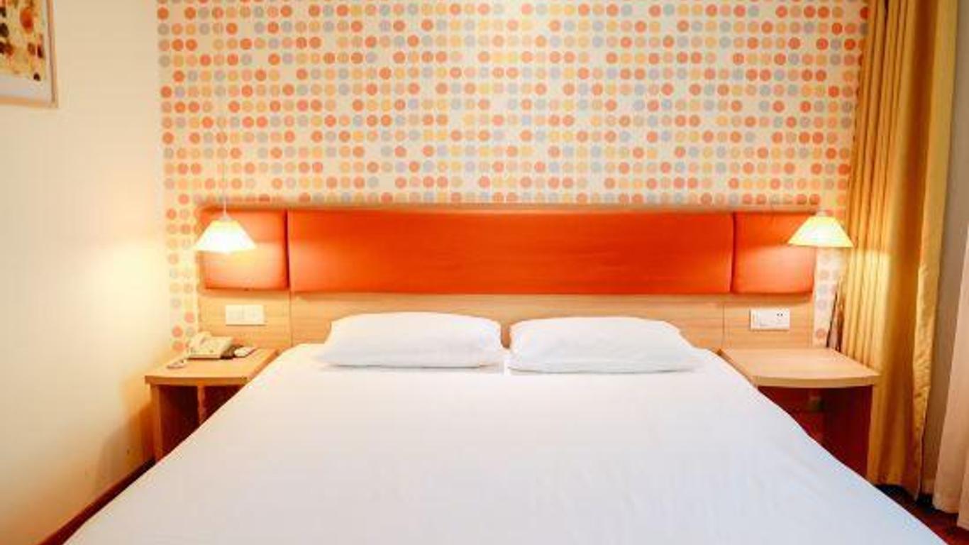 Home Inn (Xinmin Liaohe Street)