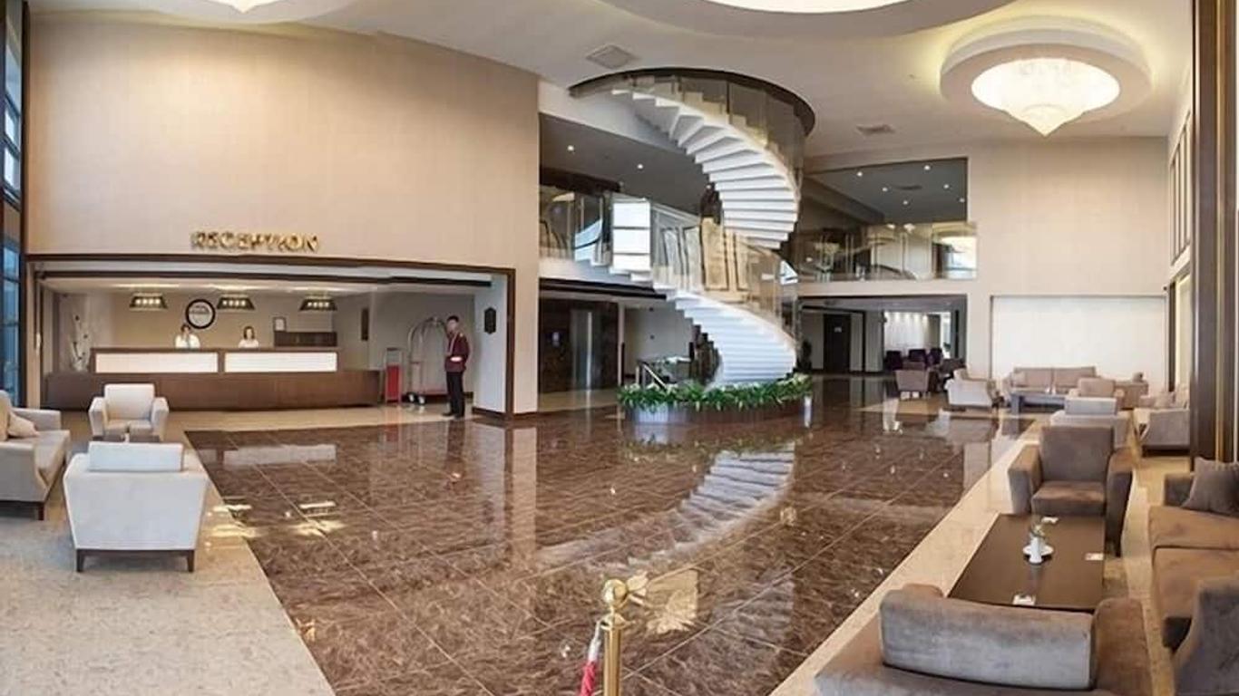 Cherry Garden City & Spa Hotel