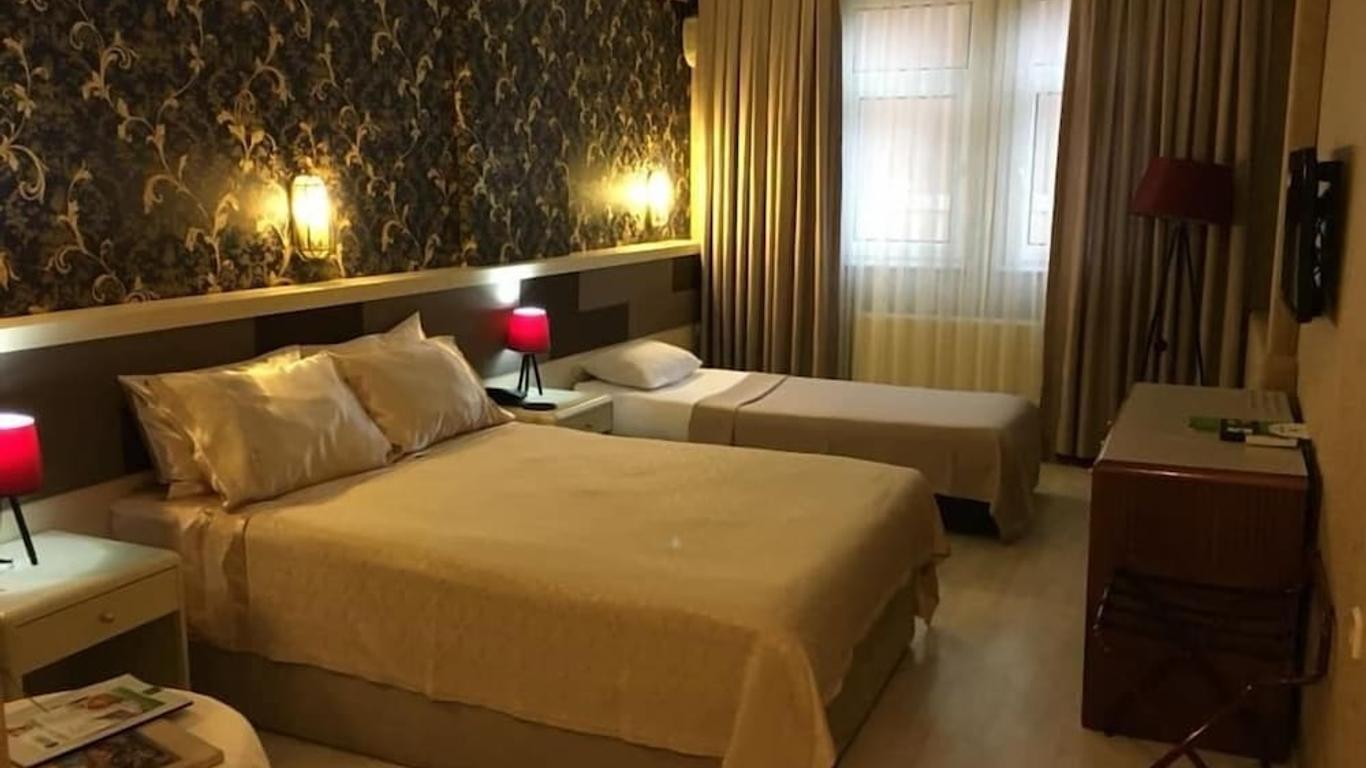 Green Hotel