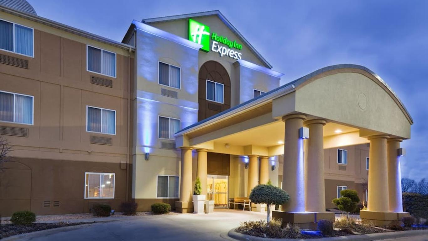 Holiday Inn Express Hotel & Suites Burlington