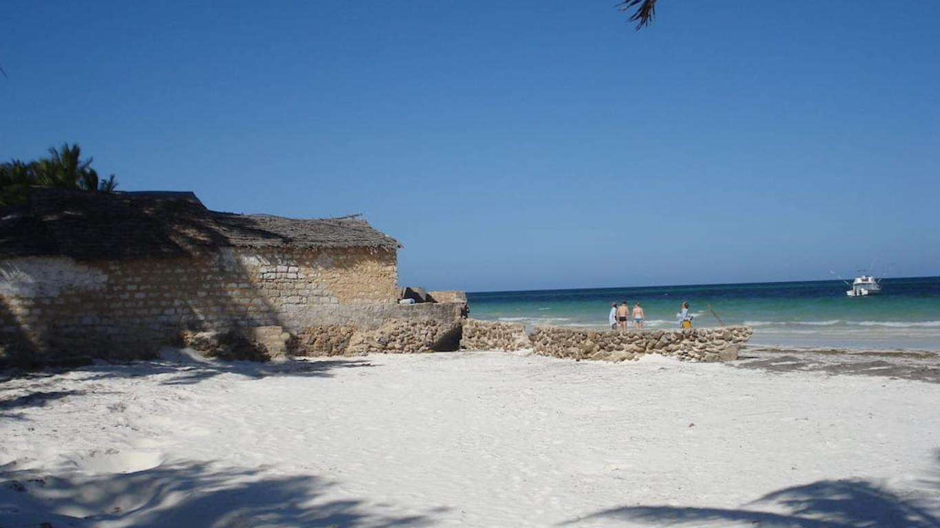 Coconut Beach Apartments