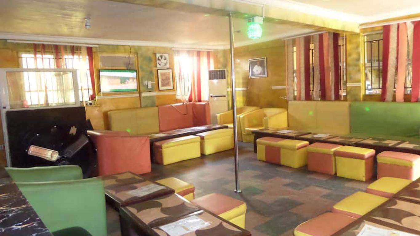 Royal Infinity International Hotel