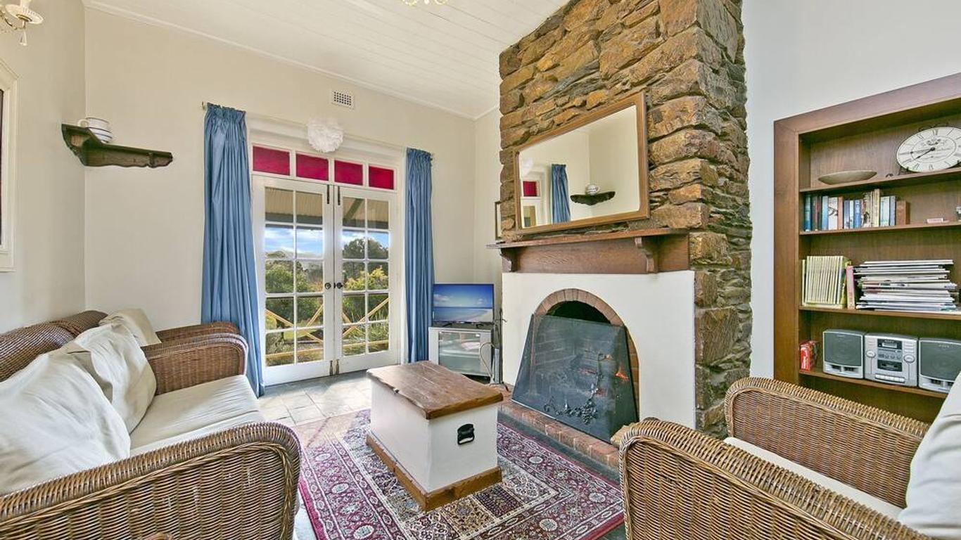 Vineyard Cottage Bnb
