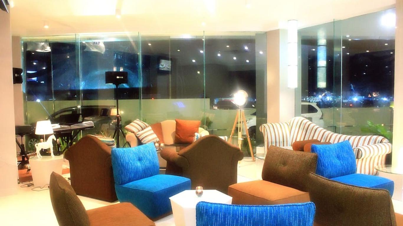 Marina Mamberamo Hotel