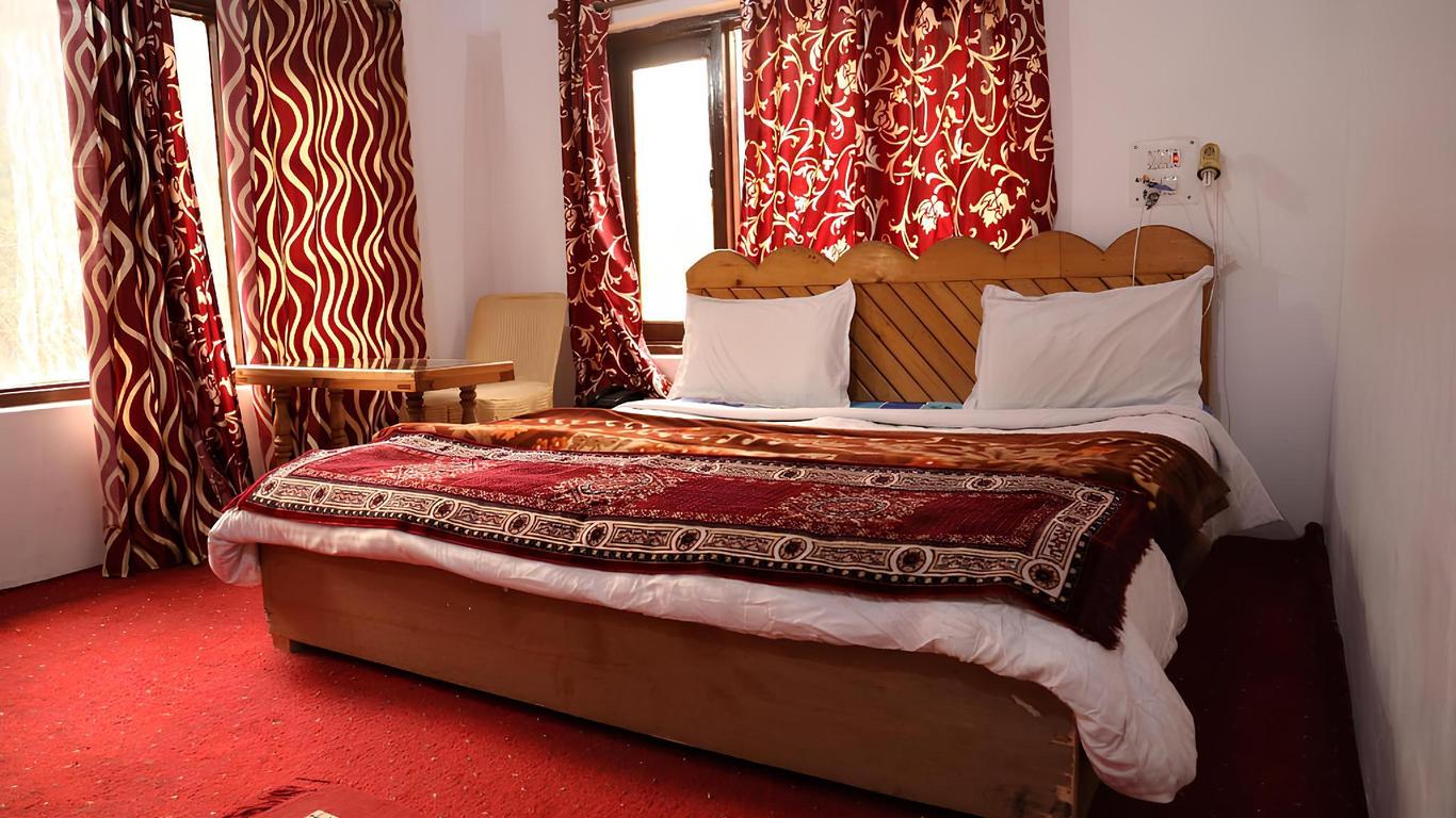 Shabnam Resort