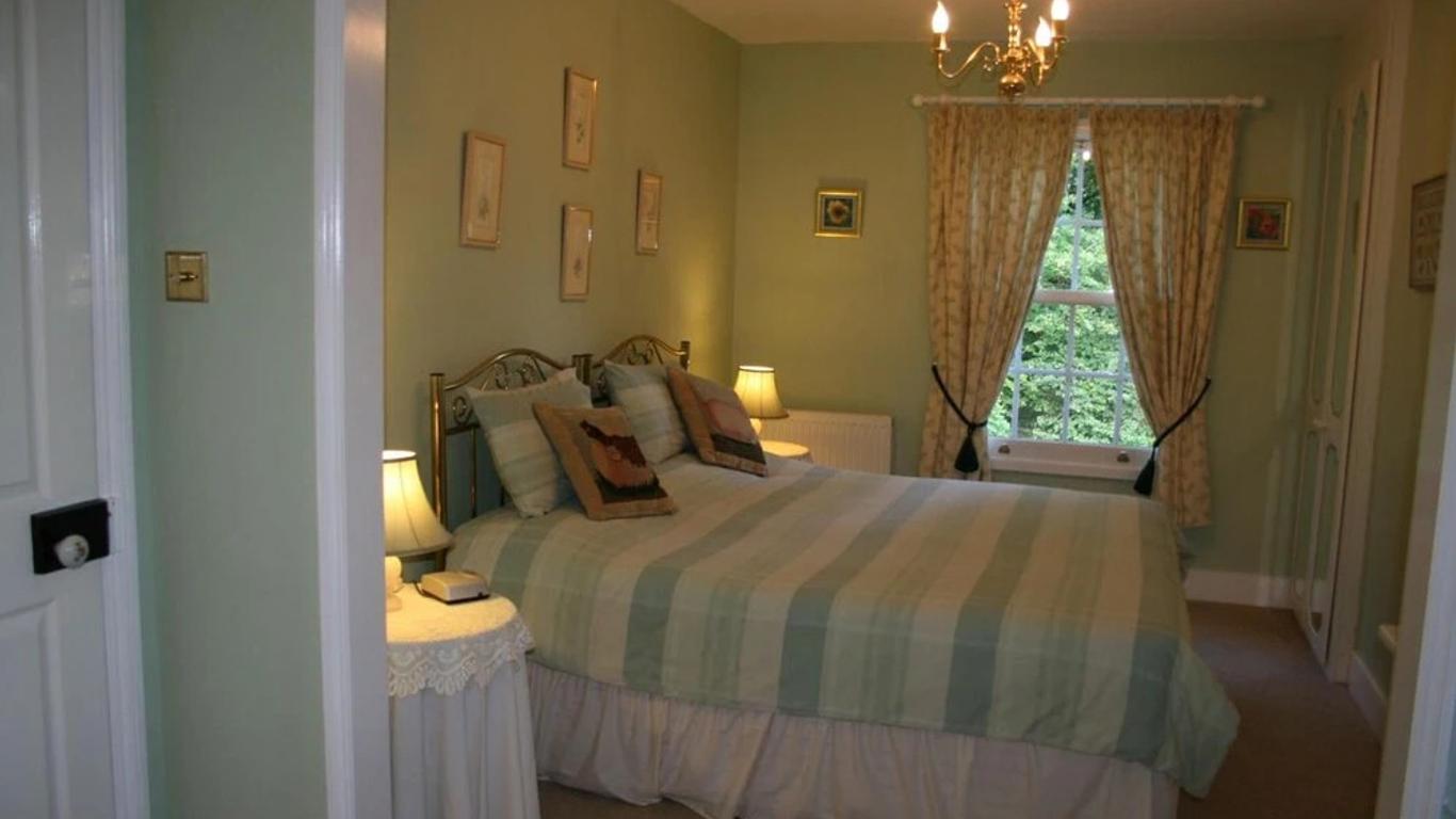 Clayhill House Bed & Breakfast