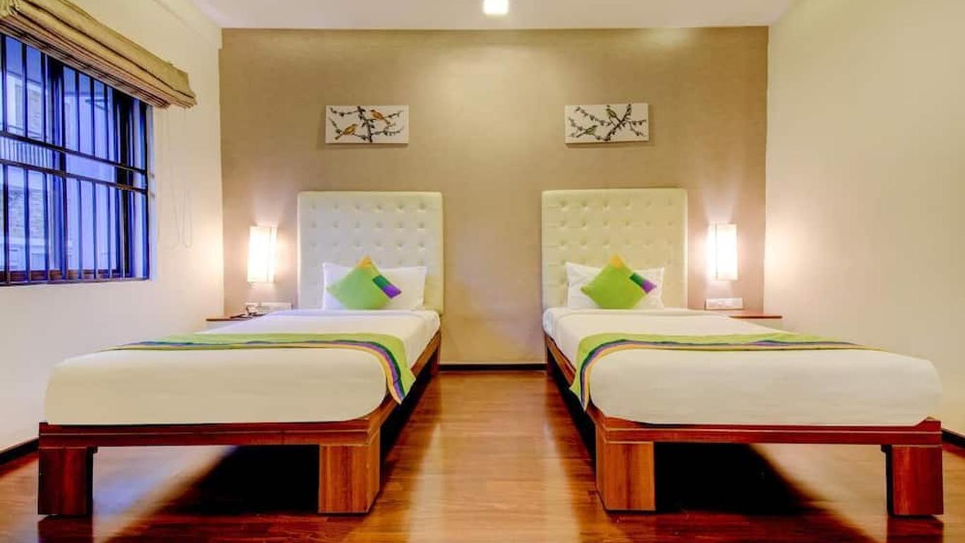 Crest Hotel