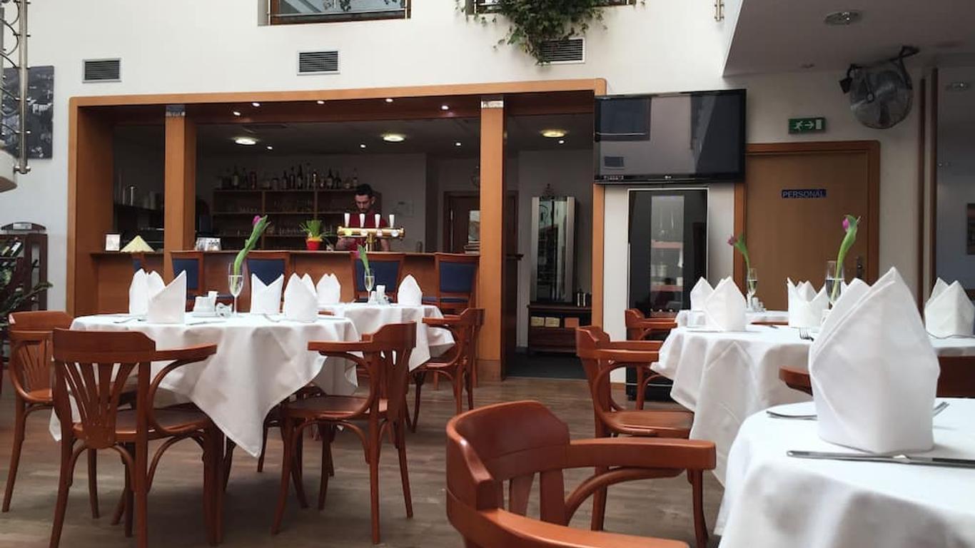 Hotel Atrium