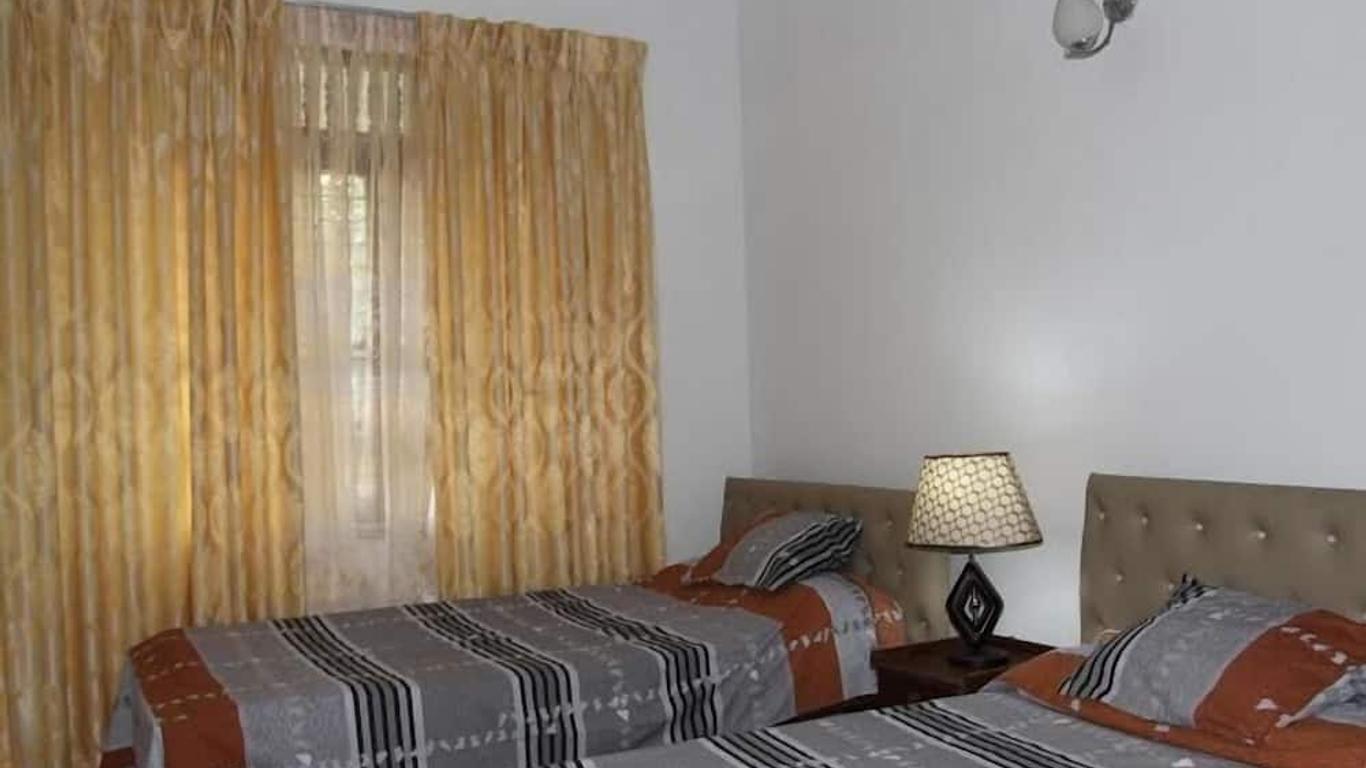 Peradeni Rest Inn