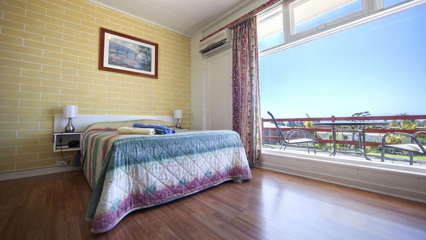 Oyster Court Apartments