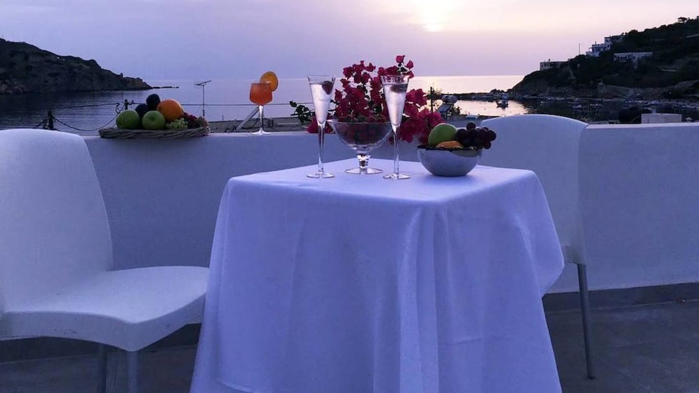 Aphrodite Hotel Syros