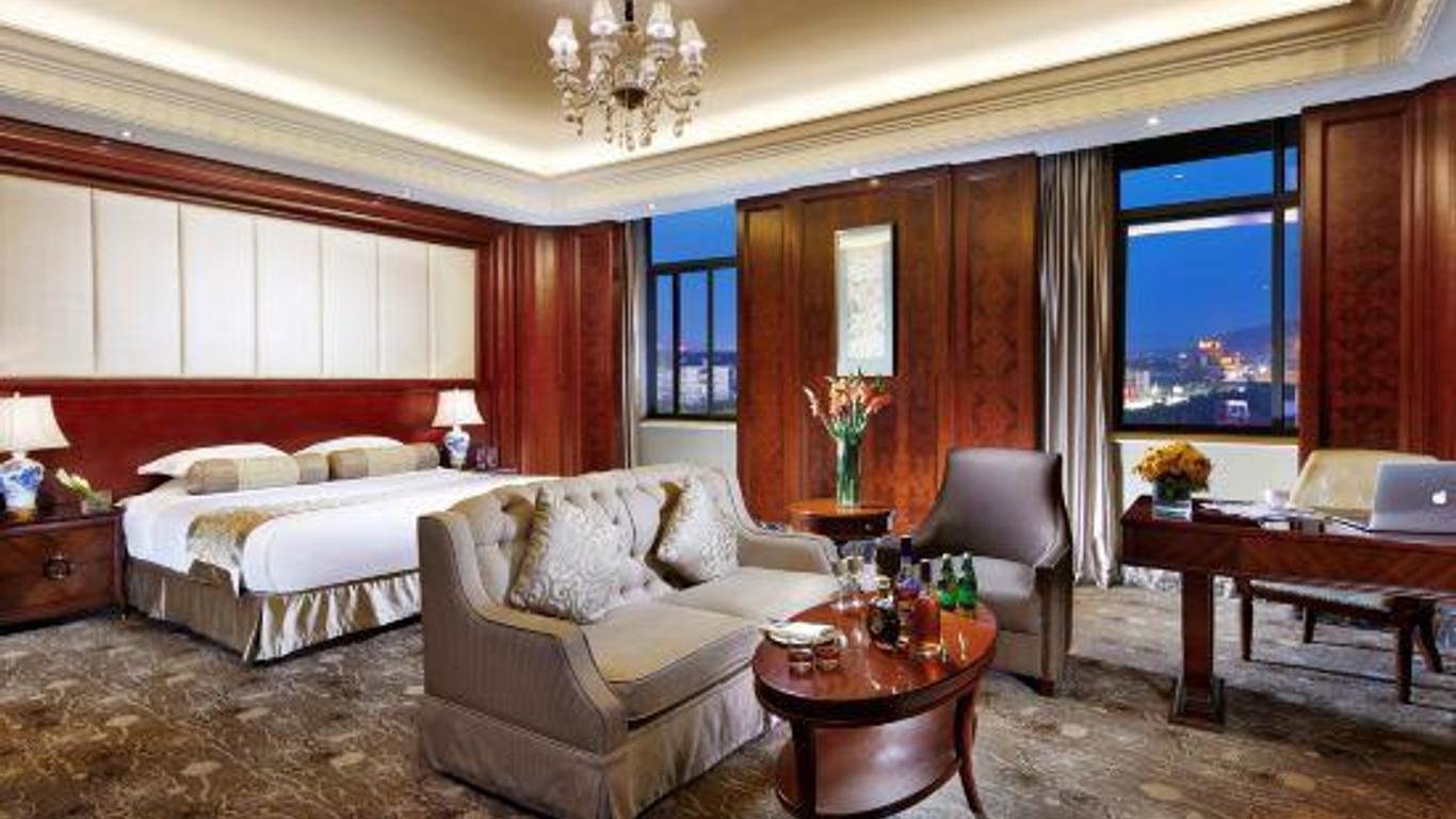 Shunquan Jinyue Hotel