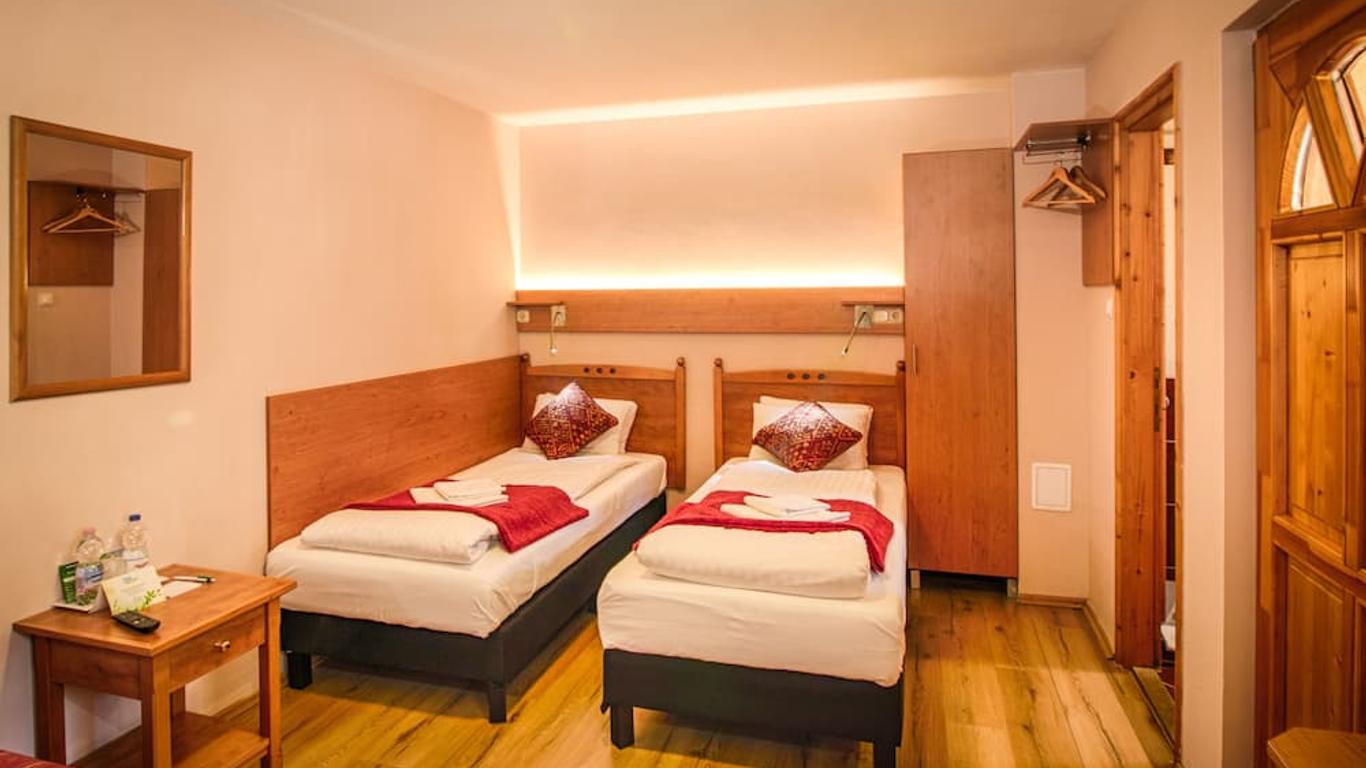 Erdei Guesthouse