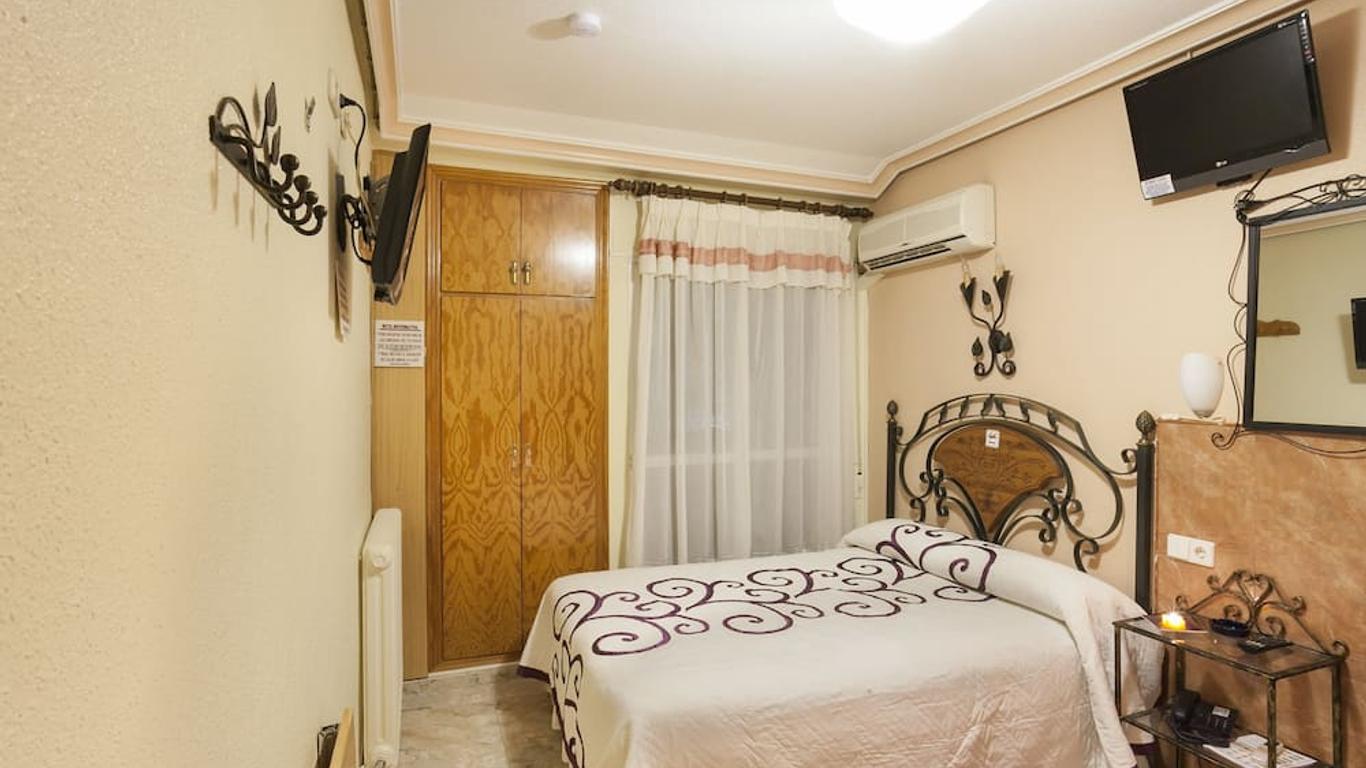 Pension San Jose
