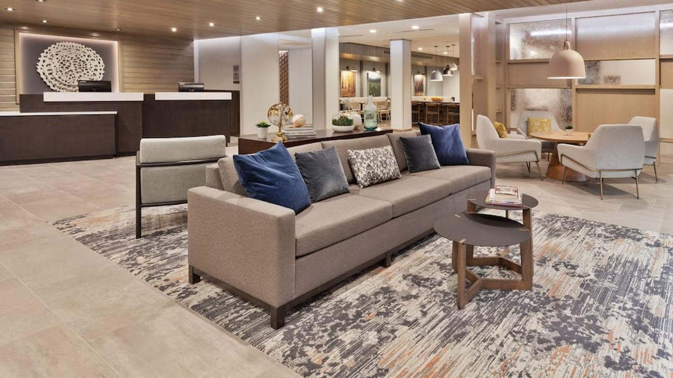Fairfield Inn & Suites by Marriott Birmingham Colonnade/Grandview