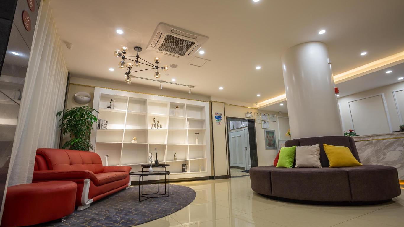 Elan Inn Jingpin Kunming Henglong Shopping Plaza