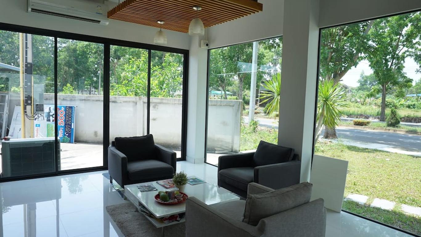 The Boutique Hostel