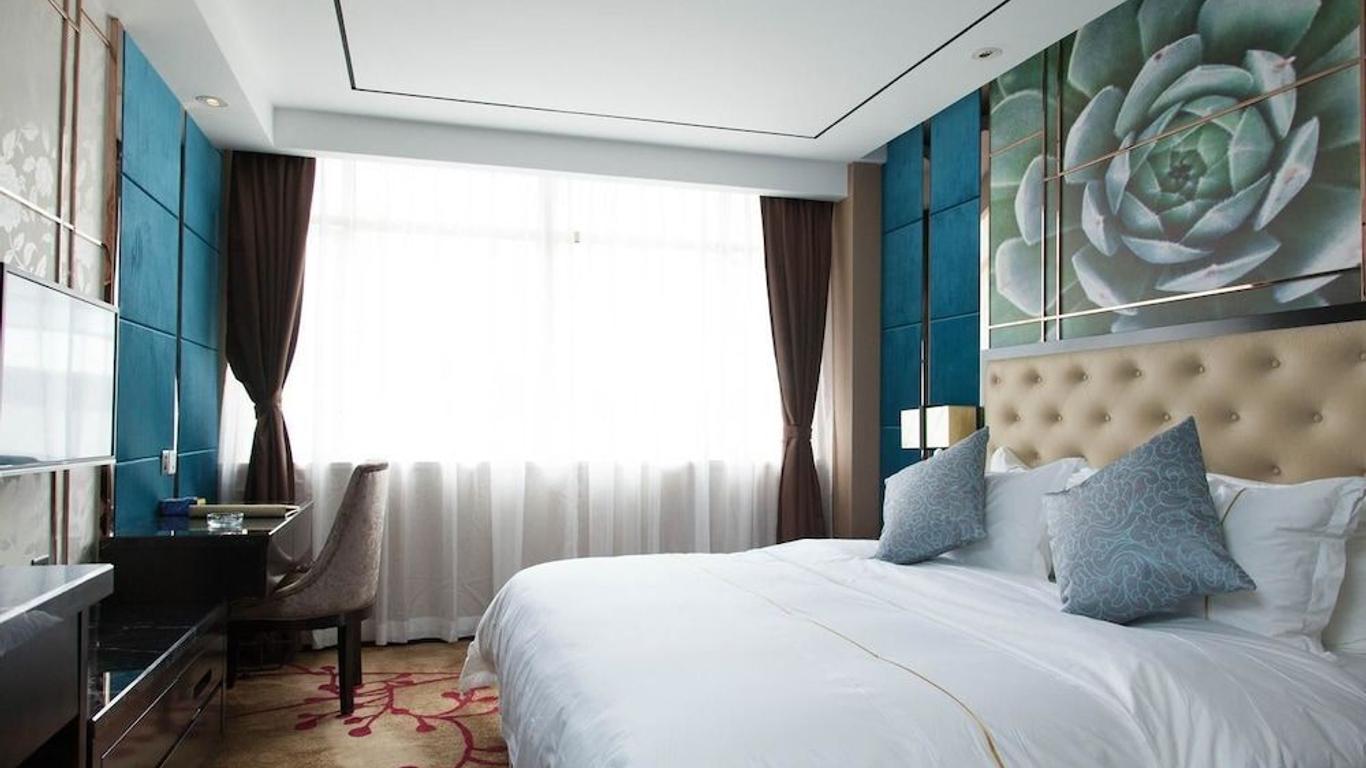 No 8 Chain Hotel
