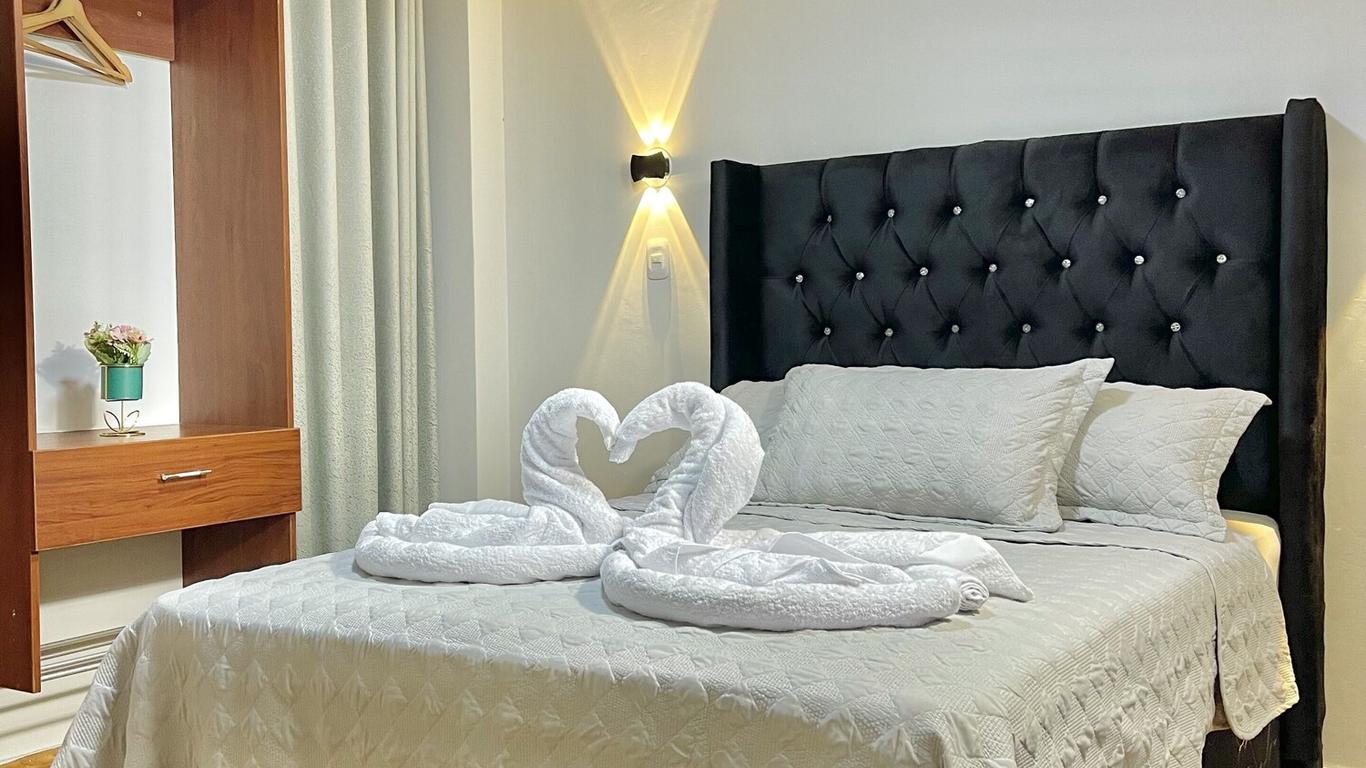 Jultom Inn Hotel & Suites
