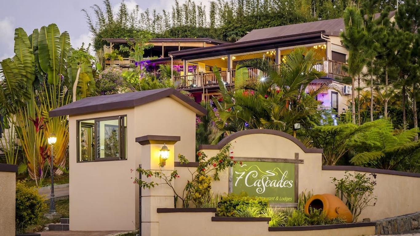 7 Cascades Lodges