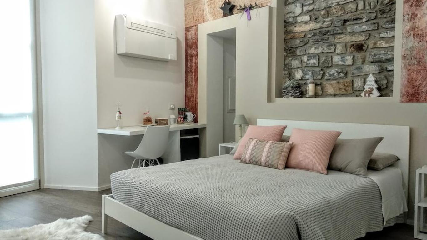 Rumi Rooms