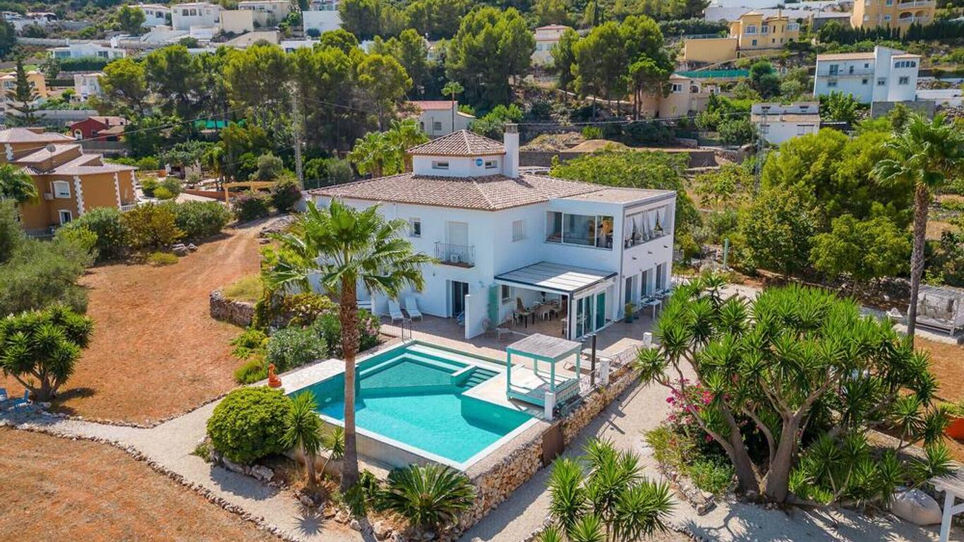 Casa la Naranja Boutique B&B