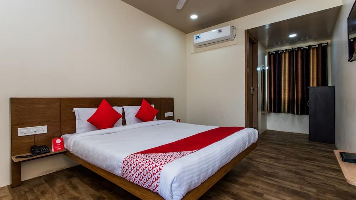 OYO 11929 Hotel Ridhi Sidhi