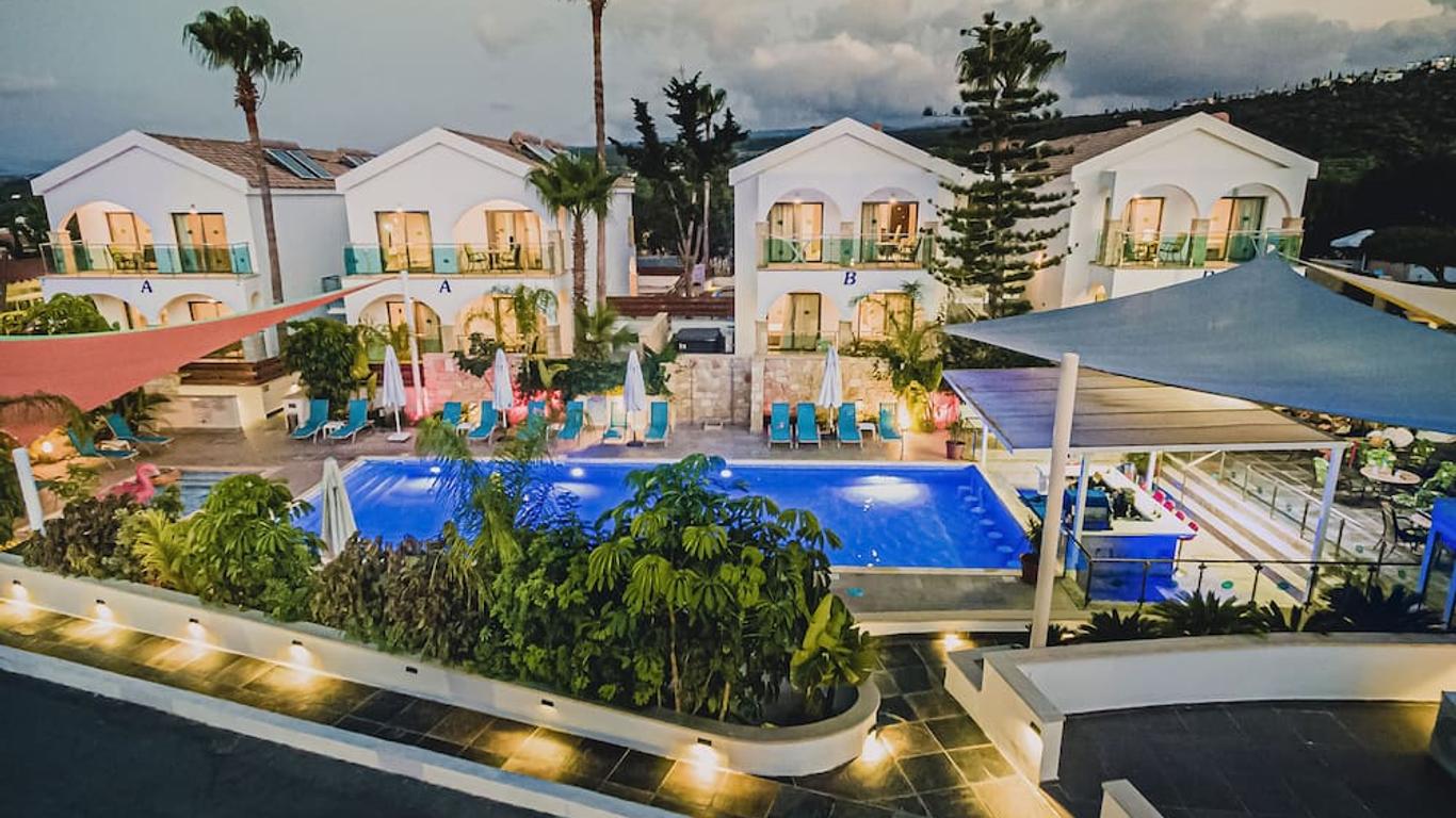 Latchi Escape Hotel And Suites