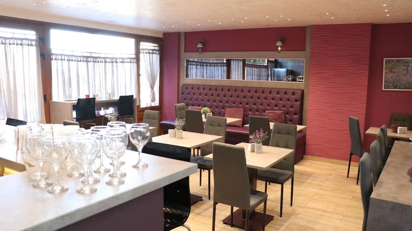Hotello Guest Suites